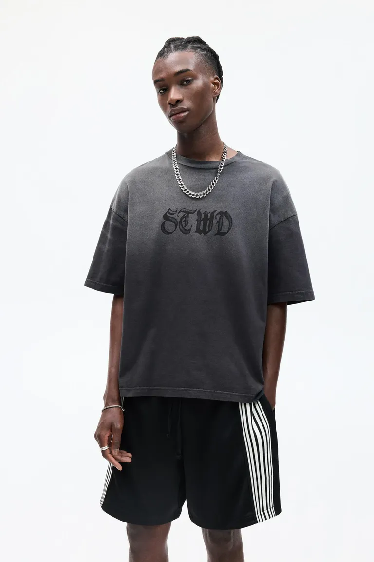 Remera stwd degradado de Pull&Bear en Remeras y Polos para argentina
