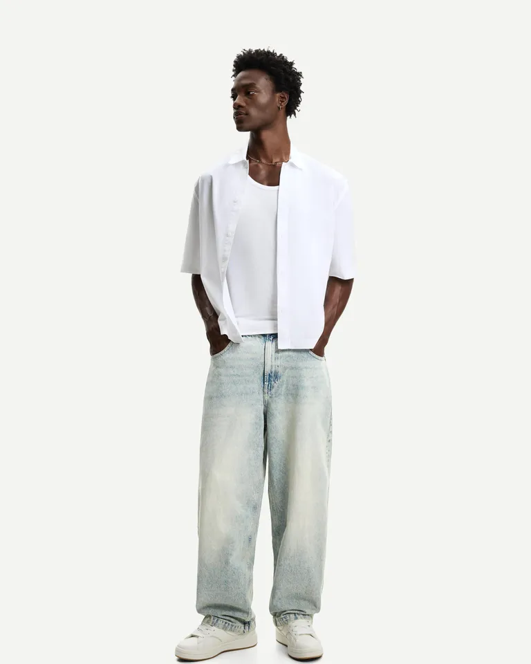 Jeans súper holgados de Bershka en Pantalones para argentina