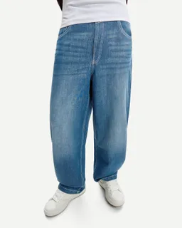 Jeans súper holgados de Bershka en Pantalones para argentina