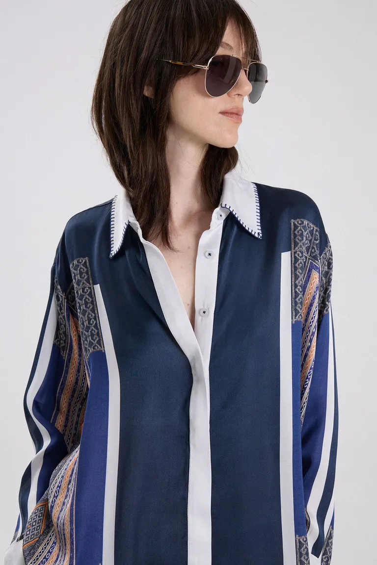 Camisa de manga larga con estampado geométrico y silueta holgada de Maria Cher en Camisas para argentina