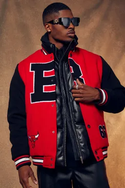 Campera chicago bulls loyalty de Fashion Nova en Abrigos y Camperas para argentina