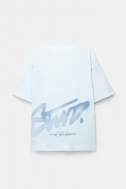 Remera graffiti stwd de Pull&Bear en Remeras y Polos para argentina