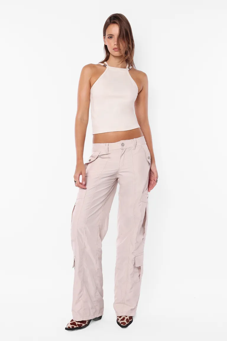 Top sin mangas de diseño estructurado y tiras cruzadas en tejido de punto de Top White en Tops para argentina