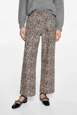 Pantalón recto leopardo de Mango Teen en Pantalones para argentina