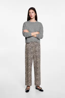Pantalón recto leopardo de Mango Teen en Pantalones para argentina