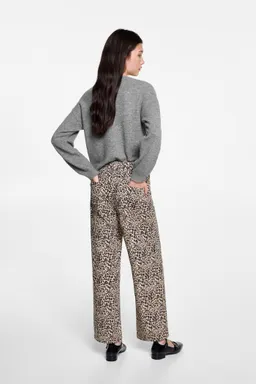 Pantalón recto leopardo de Mango Teen en Pantalones para argentina