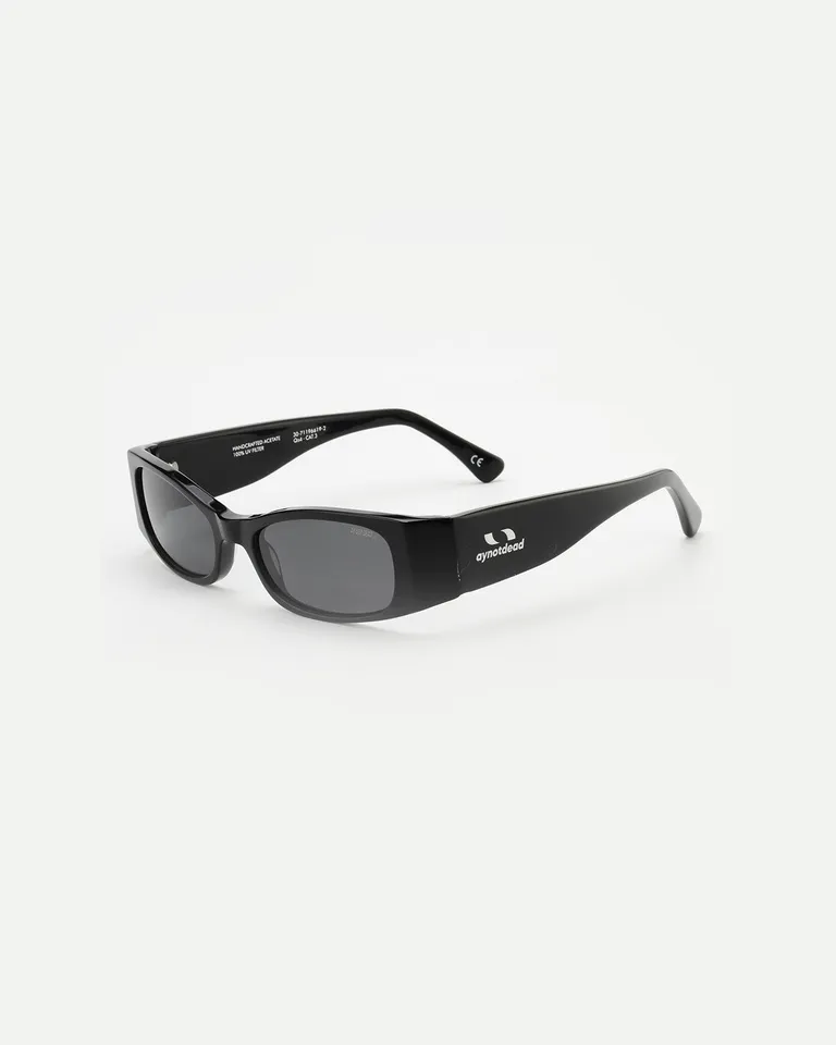 Gafas de sol de acetato negro con lentes polarizadas y protección UV de Ay Not Dead en Anteojos para argentina