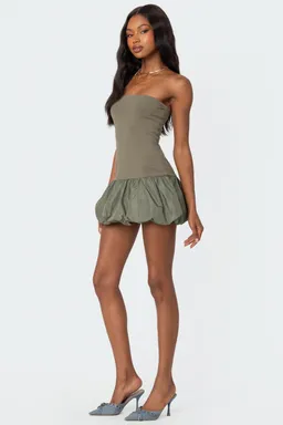 Mini vestido acanalado falda bombucha de Edikted en Vestidos para argentina
