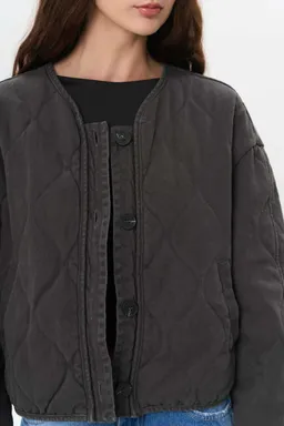 Chaqueta meg negro de Magda en Chaquetas para argentina