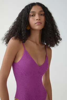 Traje baño textura ajustable de Mango en Swimwear y Beachwear para argentina