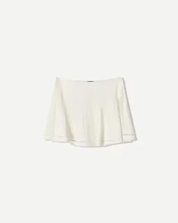 Falda mini texturada de Bershka en Faldas para argentina
