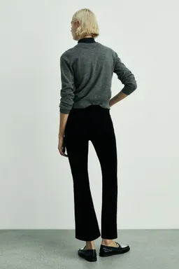 Pantalón sienna flare crop de Mango en Pantalones para argentina