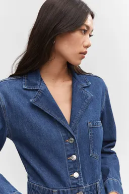Mono denim solapas de Mango en Monos para argentina