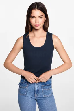 Top canalé algodón de Mango Teen en Tops para argentina