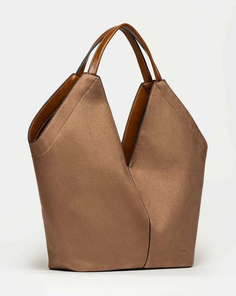 Bolso tipo shopper geométrico con compartimento interno desmontable y manijas fijas para uso diario de Prüne en Bolsos y Carteras para argentina