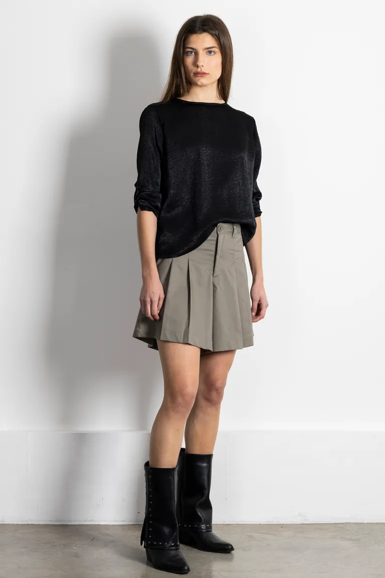 Blusa de manga larga con abertura en la espalda, diseño moderno y elegante para mujeres de Kill en Blusas para argentina