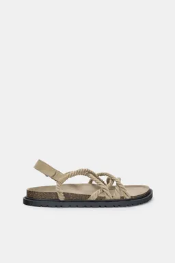 Sandalias de soga de Pull&Bear en Sandalias y Ojotas para argentina