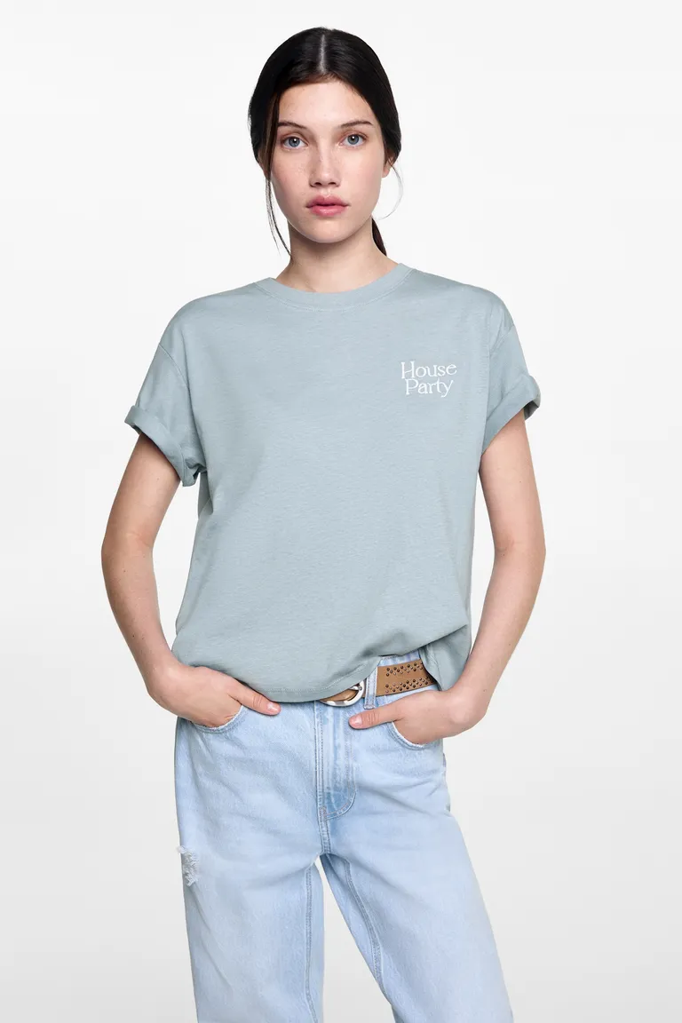 Camiseta mensaje bordado de Mango Teen en Remeras para argentina