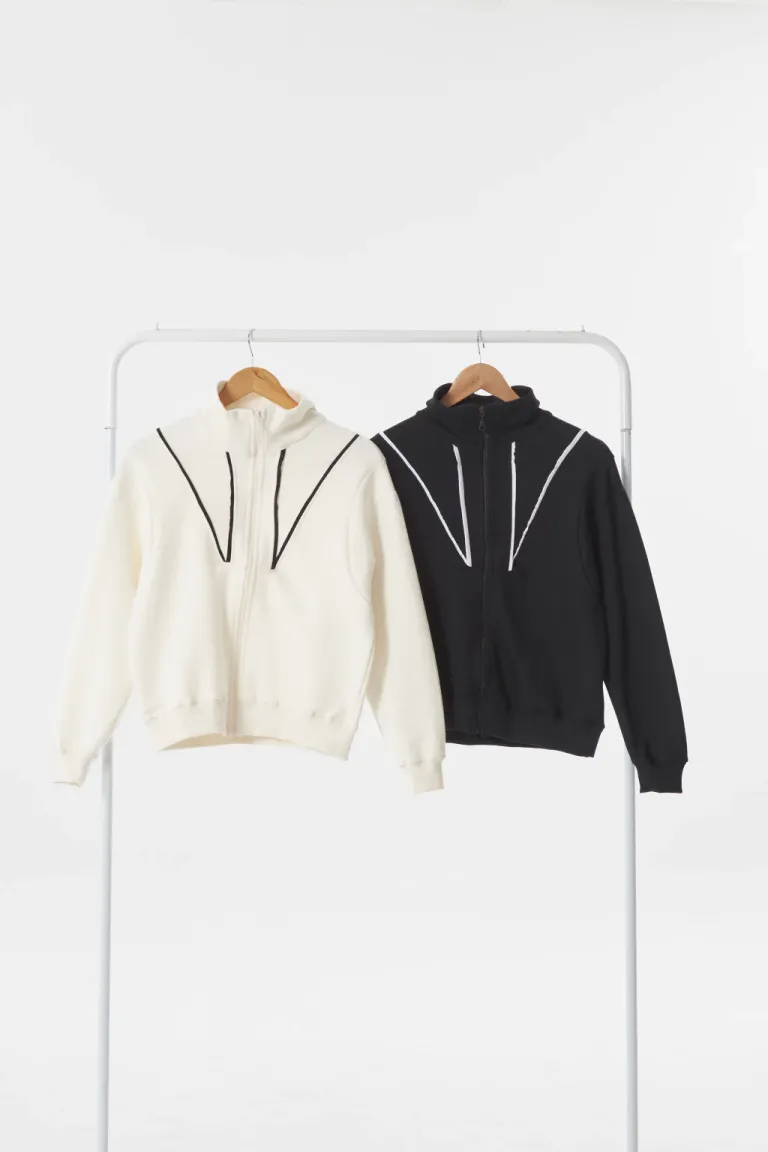 Campera Aditi: Prenda Elegante y Moderna para Mujeres Fashionistas de Apricot en Chaquetas para argentina